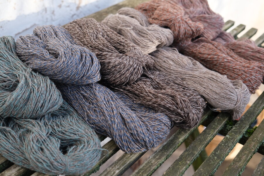Handstrickgarn dreifädig 100 g algemarin